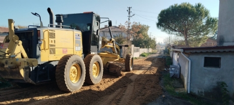 KÖYÜMÜZÜN YOLLARI ONARILDI