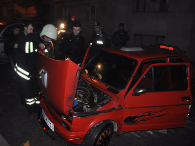 Edirne'de 7 Araç Kundaklanarak Yakıldı